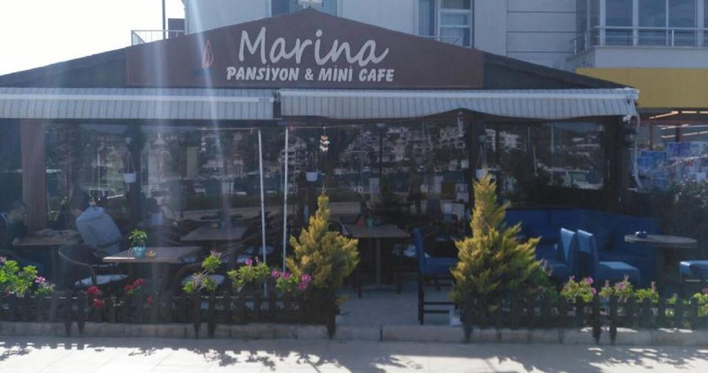 Marina Pansiyon&Cafe Çeşme Exterior photo